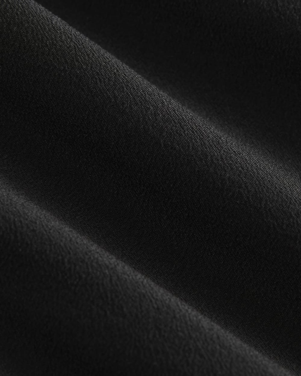 The V-Neck Blouse in Washable Silk | Black - Image 6