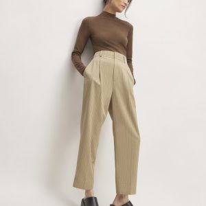 The Draper Tapered Pant in Buttersmooth | Cornstalk / Black