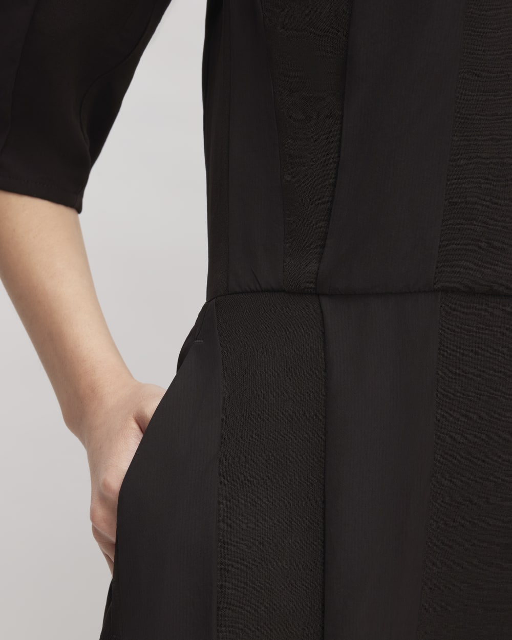 The City Stripe Ruched Dress | Black - Image 4