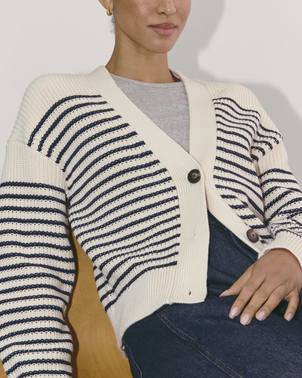 The Boxy Cardigan in Everyday Cotton | Canvas / Navy - Image 4