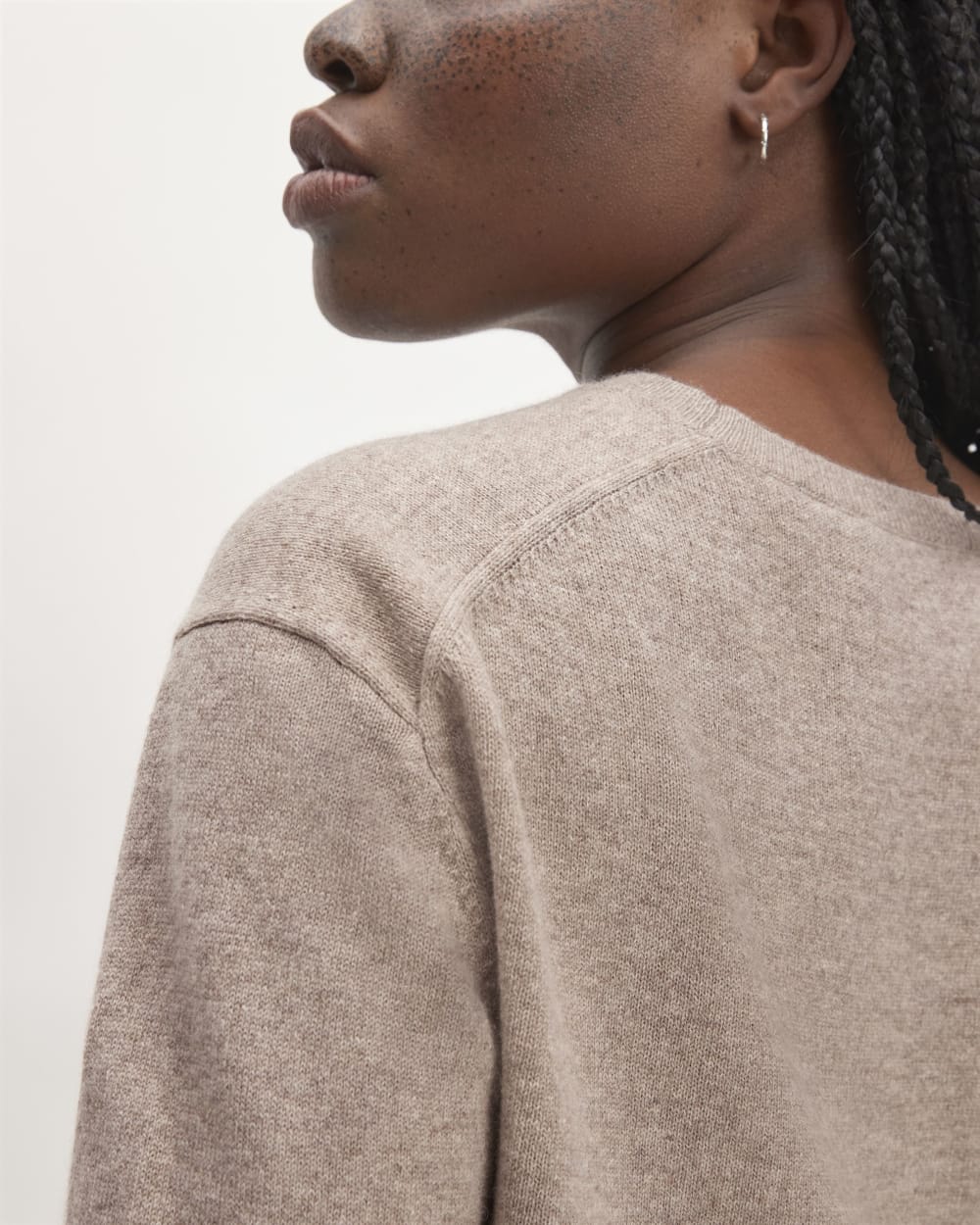 The Classic Crew in Cashmere | Toasted Sesame - Image 5