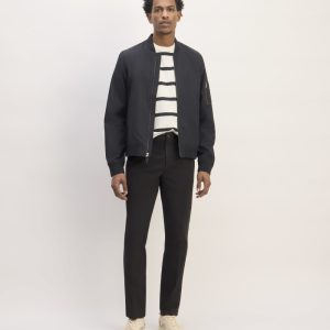 The Relaxed Taper Air Chino | Black