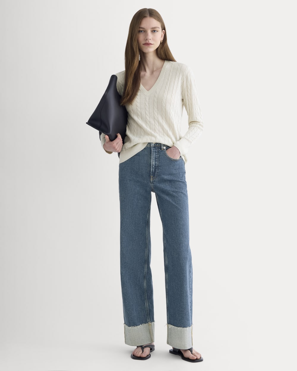 The Cable V-Neck in Cotton Cashmere | Birch - Image 3