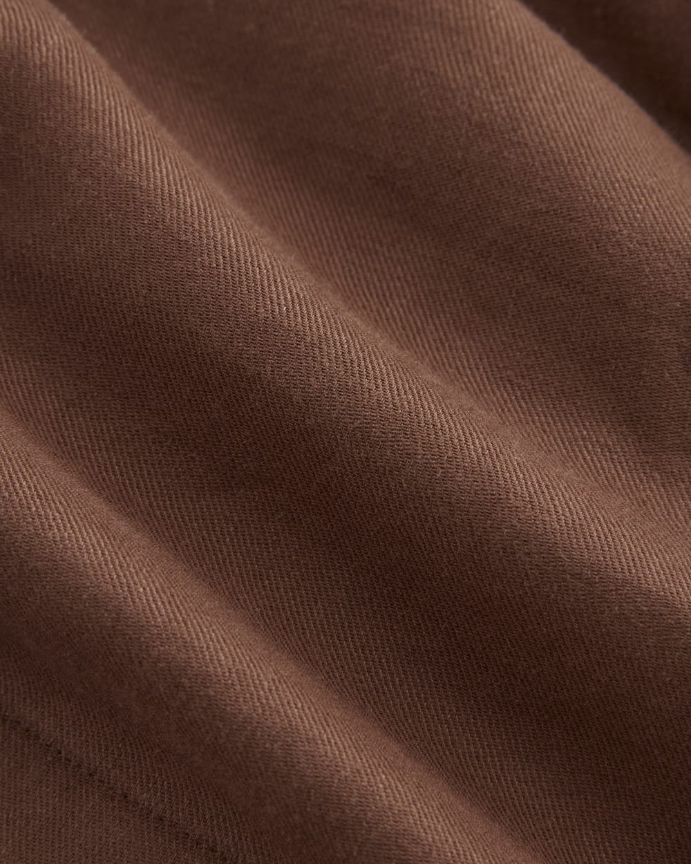 The Pleated Short in Stretch Linen | Cedarwood - Image 6