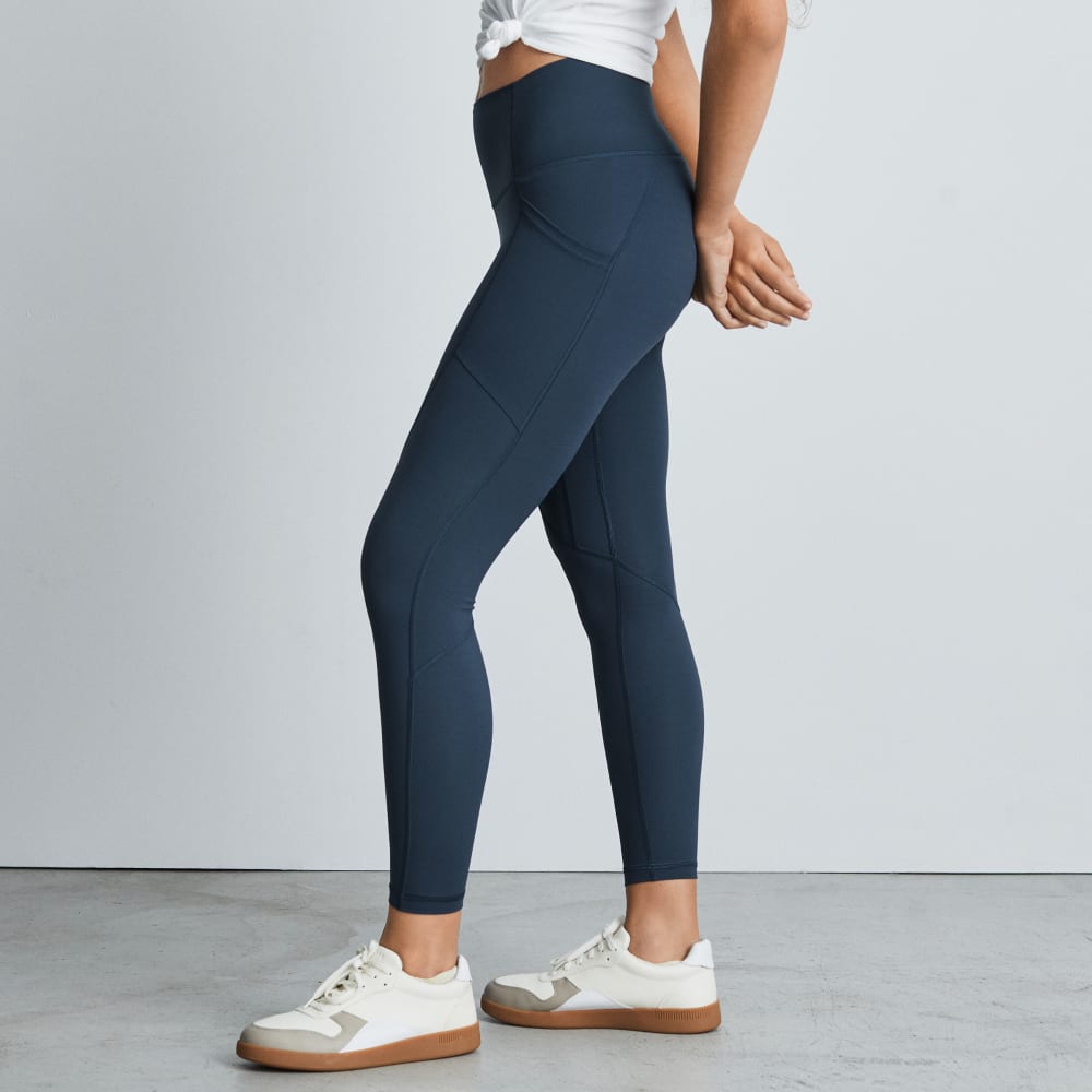 The Perform Pocket Legging | Atlantic - Image 6