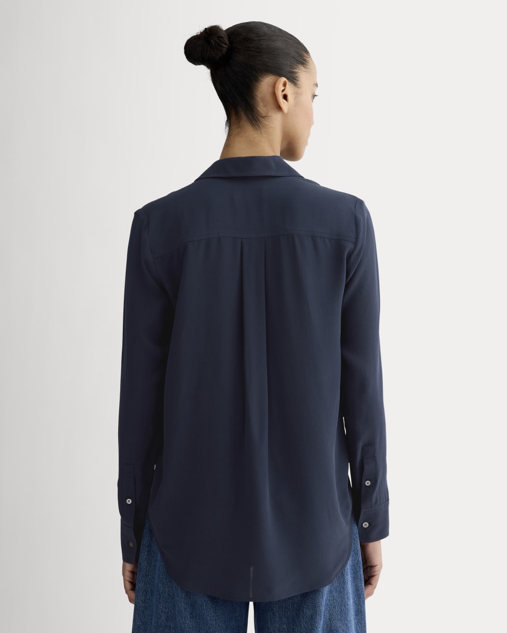 The Must-Have Shirt in Washable Silk | Navy - Image 5