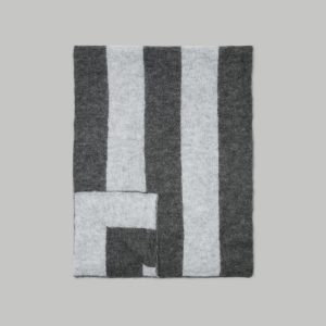 The Alpaca Patterned Scarf | Light Heather Grey / Dark Charcoal