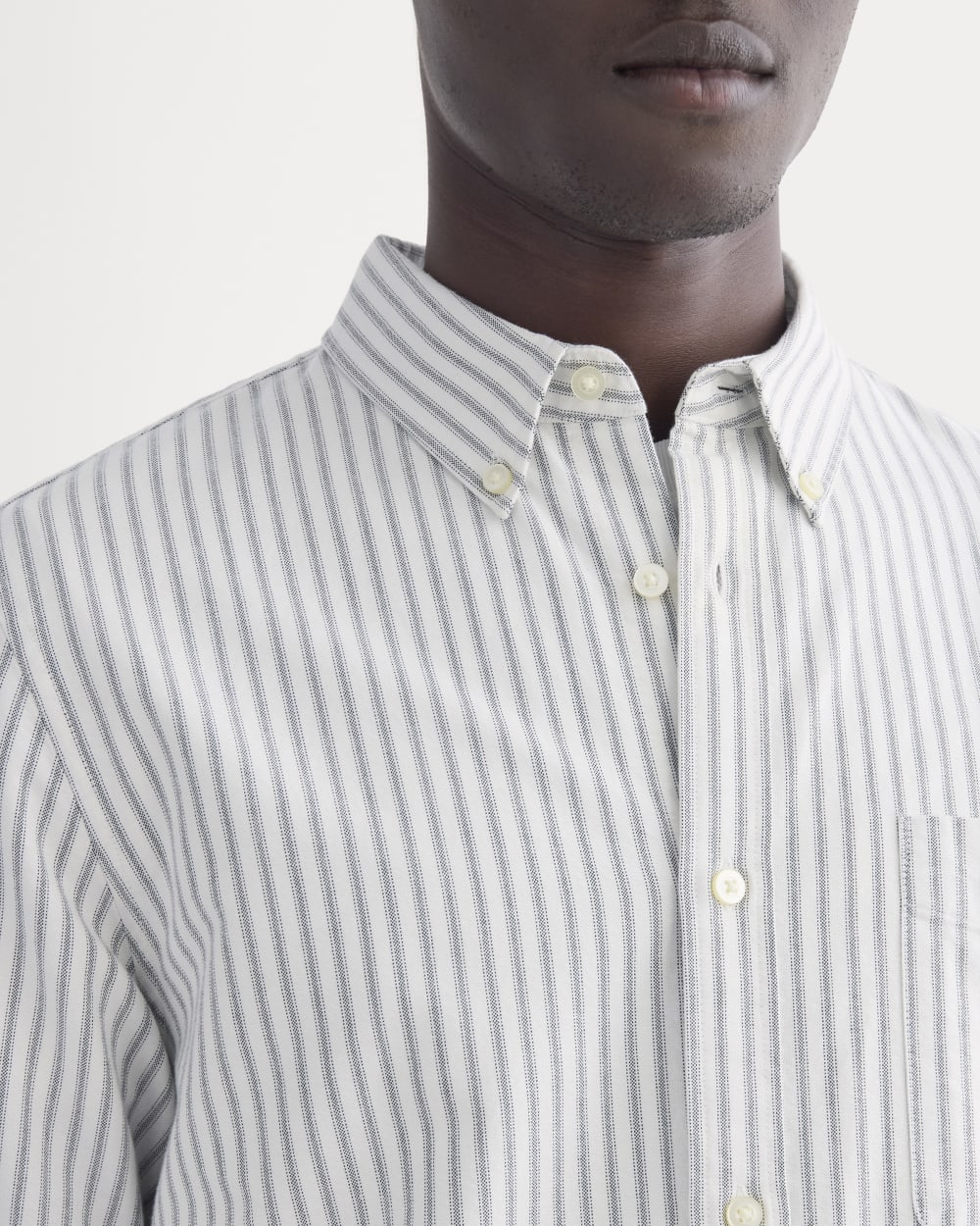 The Slim Oxford Shirt | Bone / Navy | Tall - Image 4