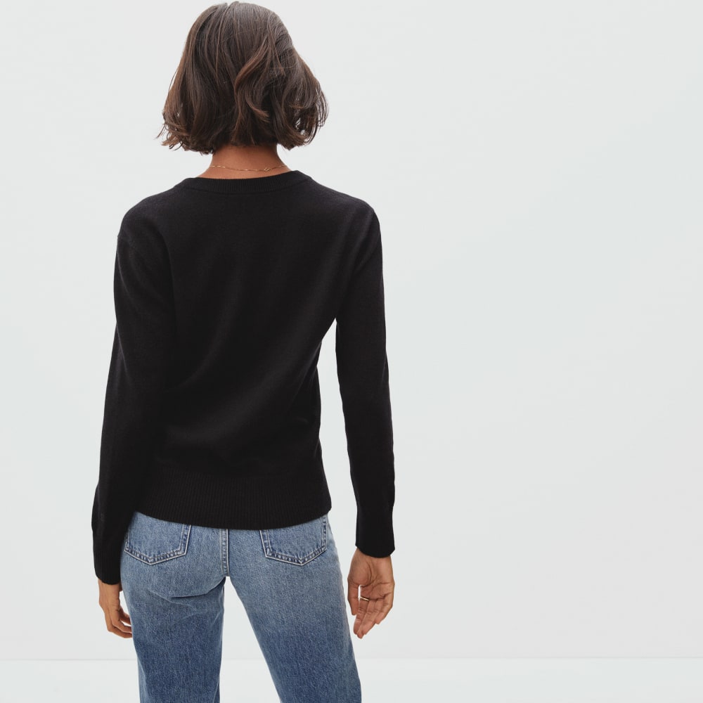 The Cashmere V-Neck | Black - Image 4